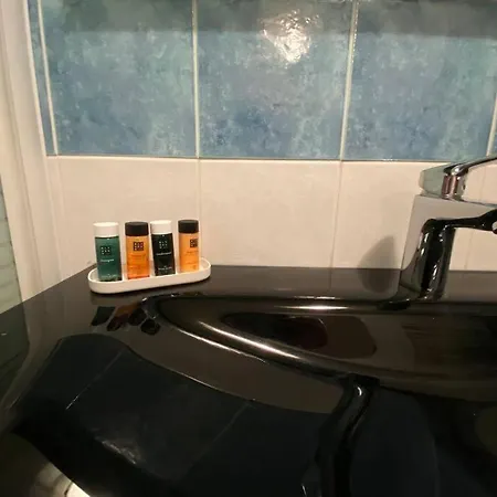 Apartman Suresnes's Center Suresnes